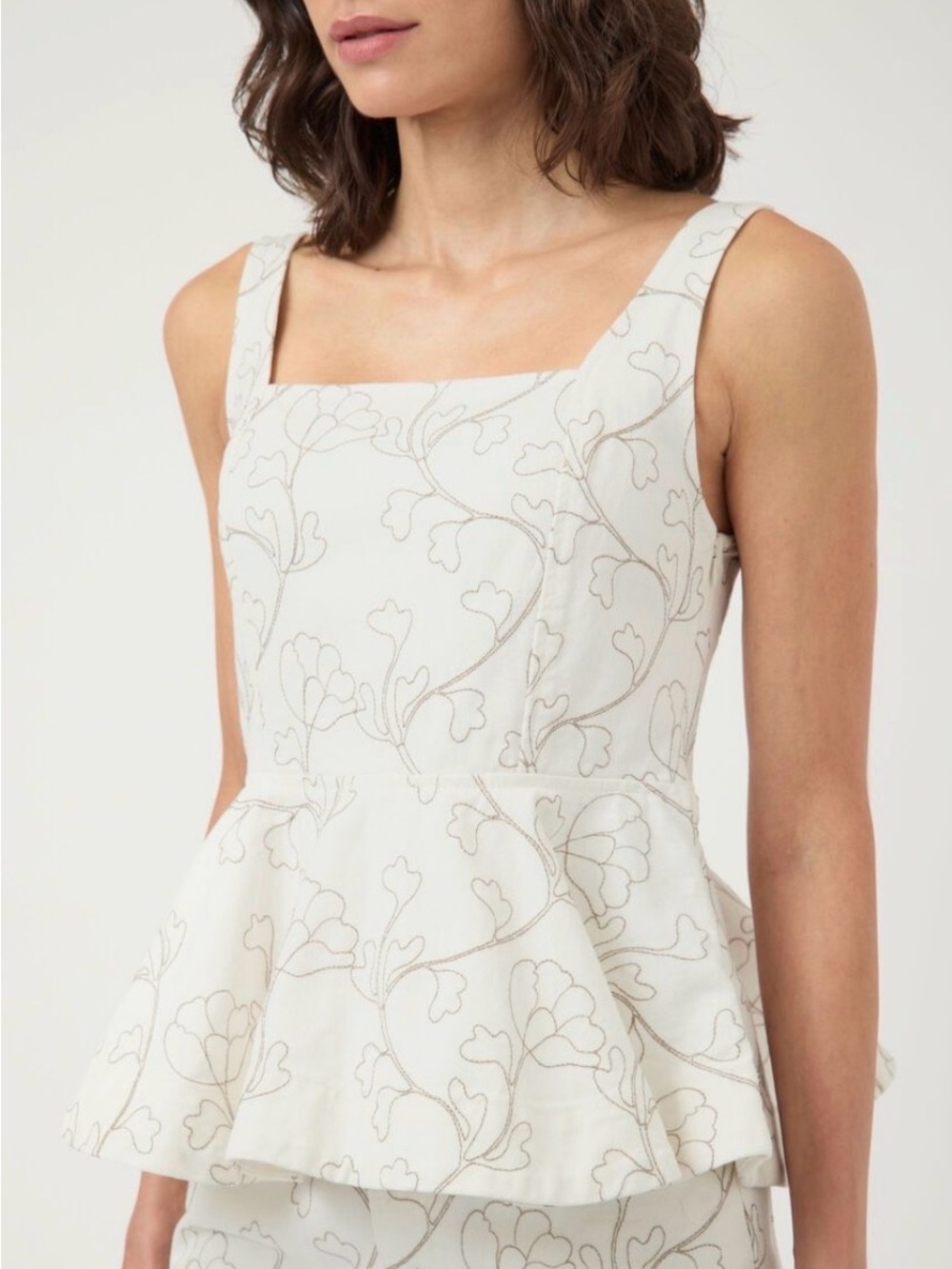NWT YAS Women's White Floral Peplum Dress Top . Small